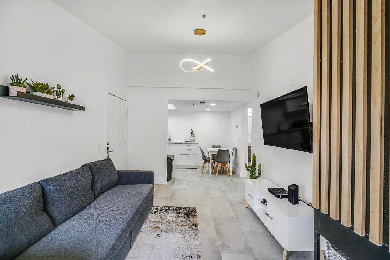 Condo Close To Strip And Raiders Stadium Las Vegas Dış mekan fotoğraf